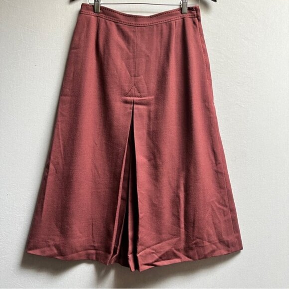 Chic Rust Midi Skirt with Flowy Silhouette - Picture 1 of 8